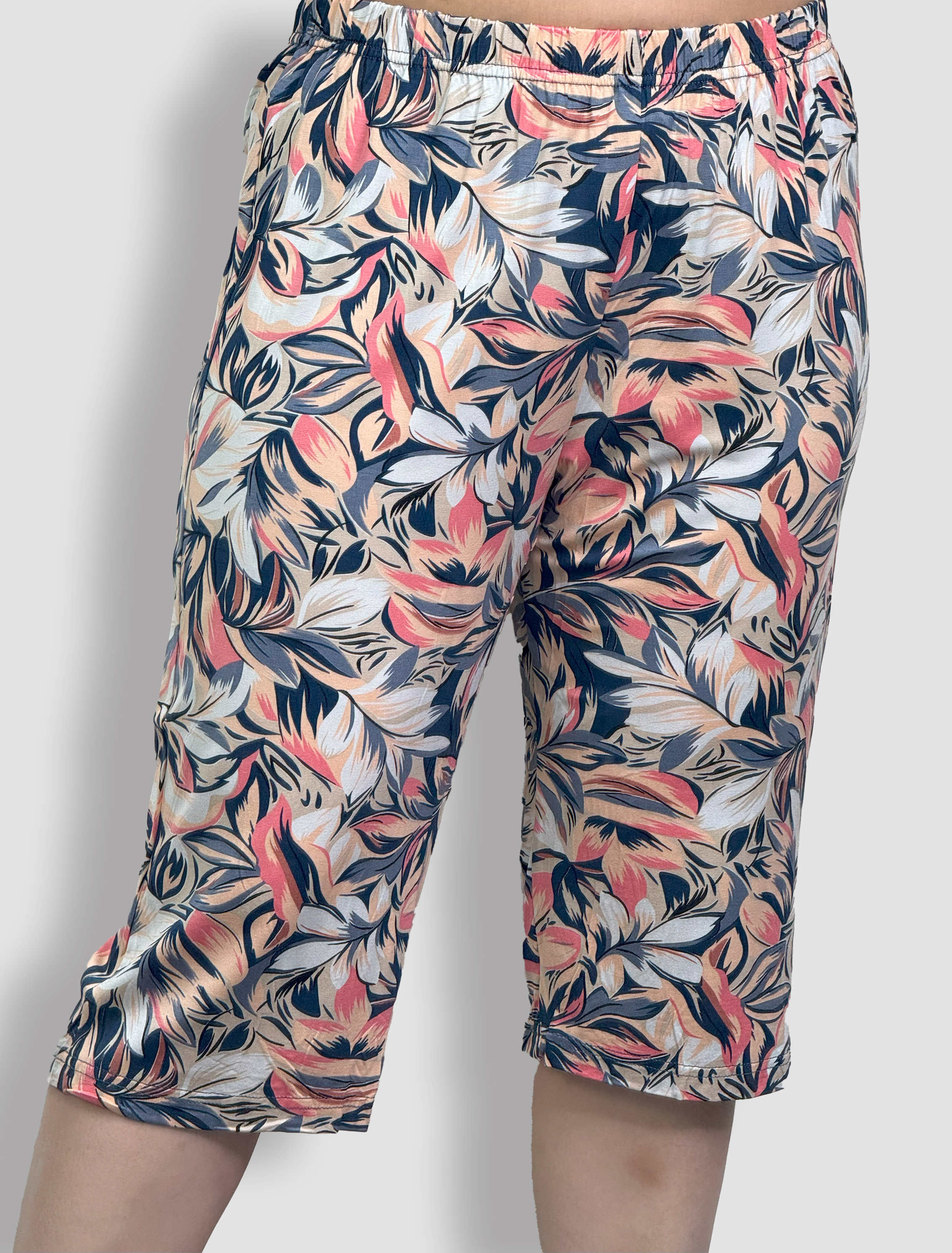 شلوارک زنانه طرح بهار ابریشمی