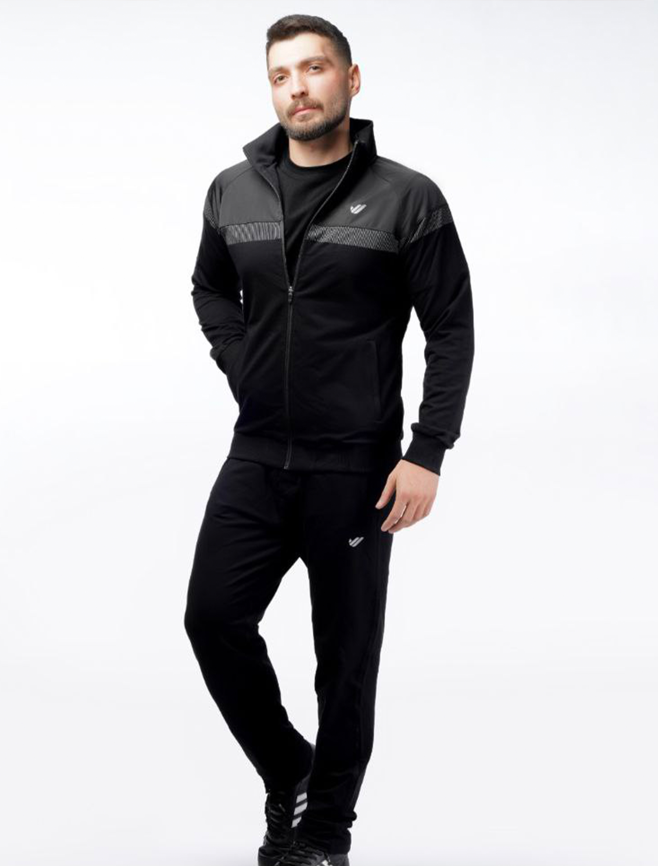 ست مردانه سویشرت یقه ایستاده و شلوار مشکی