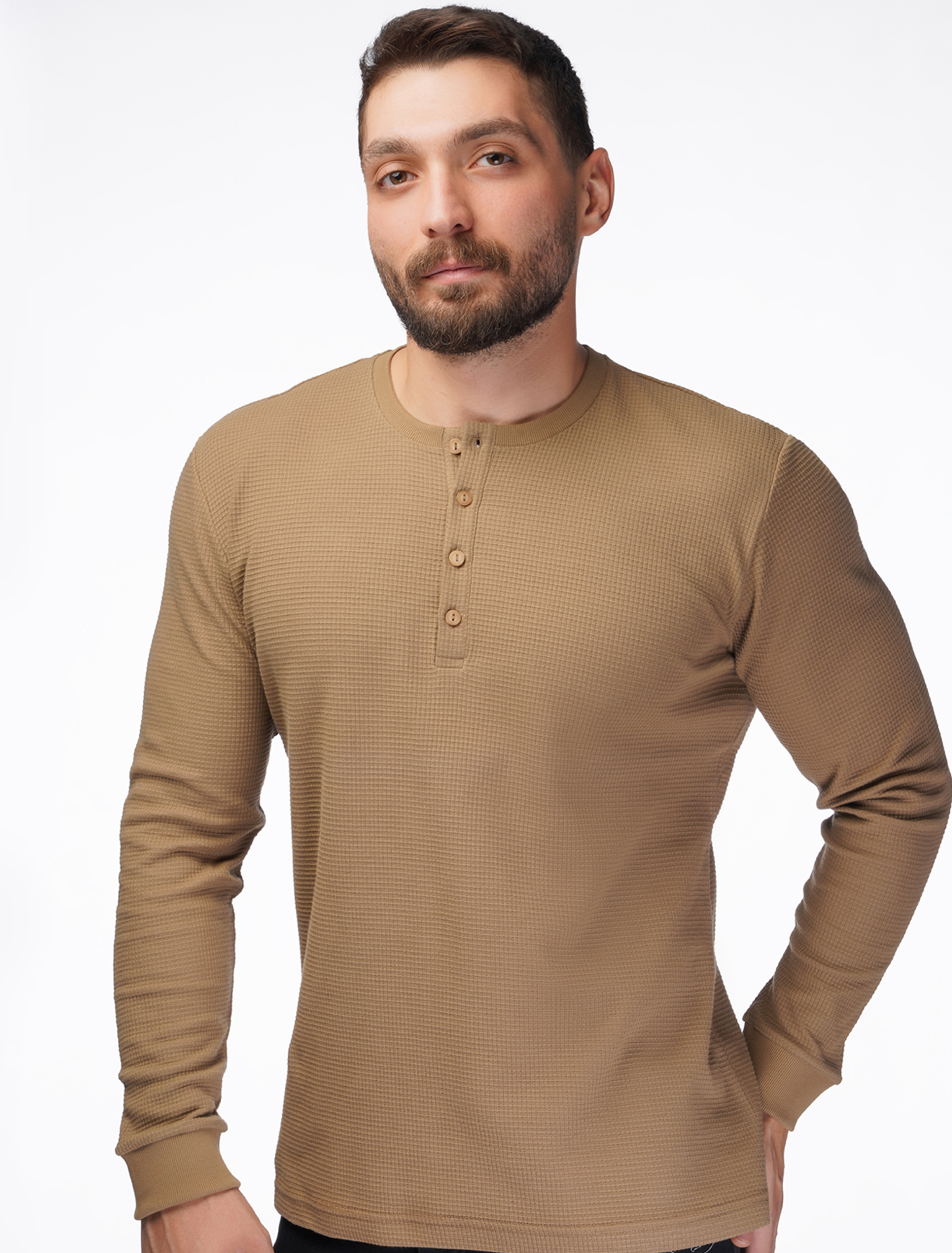 بلوز مردانه آستین بلند یقه گرد4 دکمه بیسکوئیتی رنگی