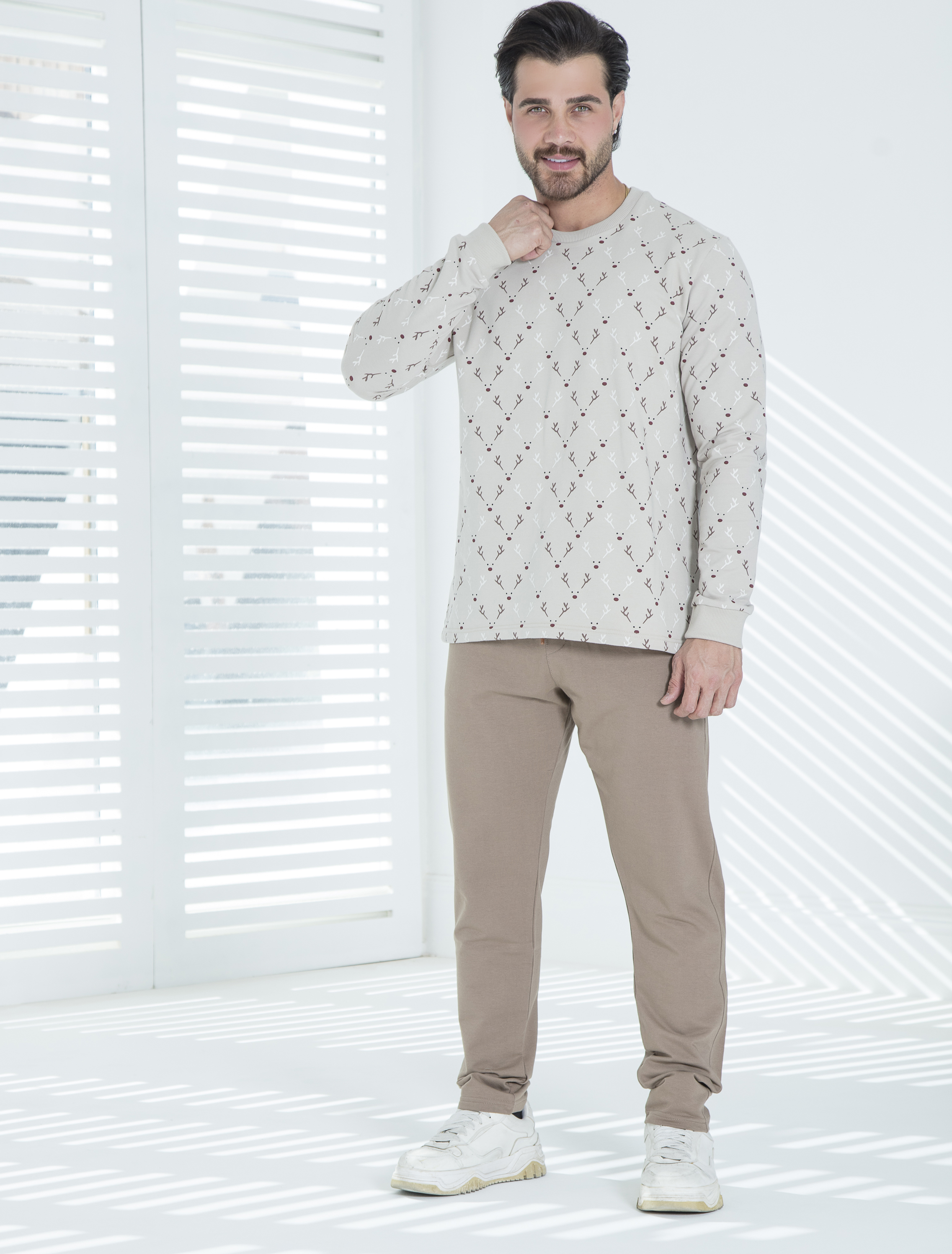 ست مردانه بلوز و شلوار طرح گوزن