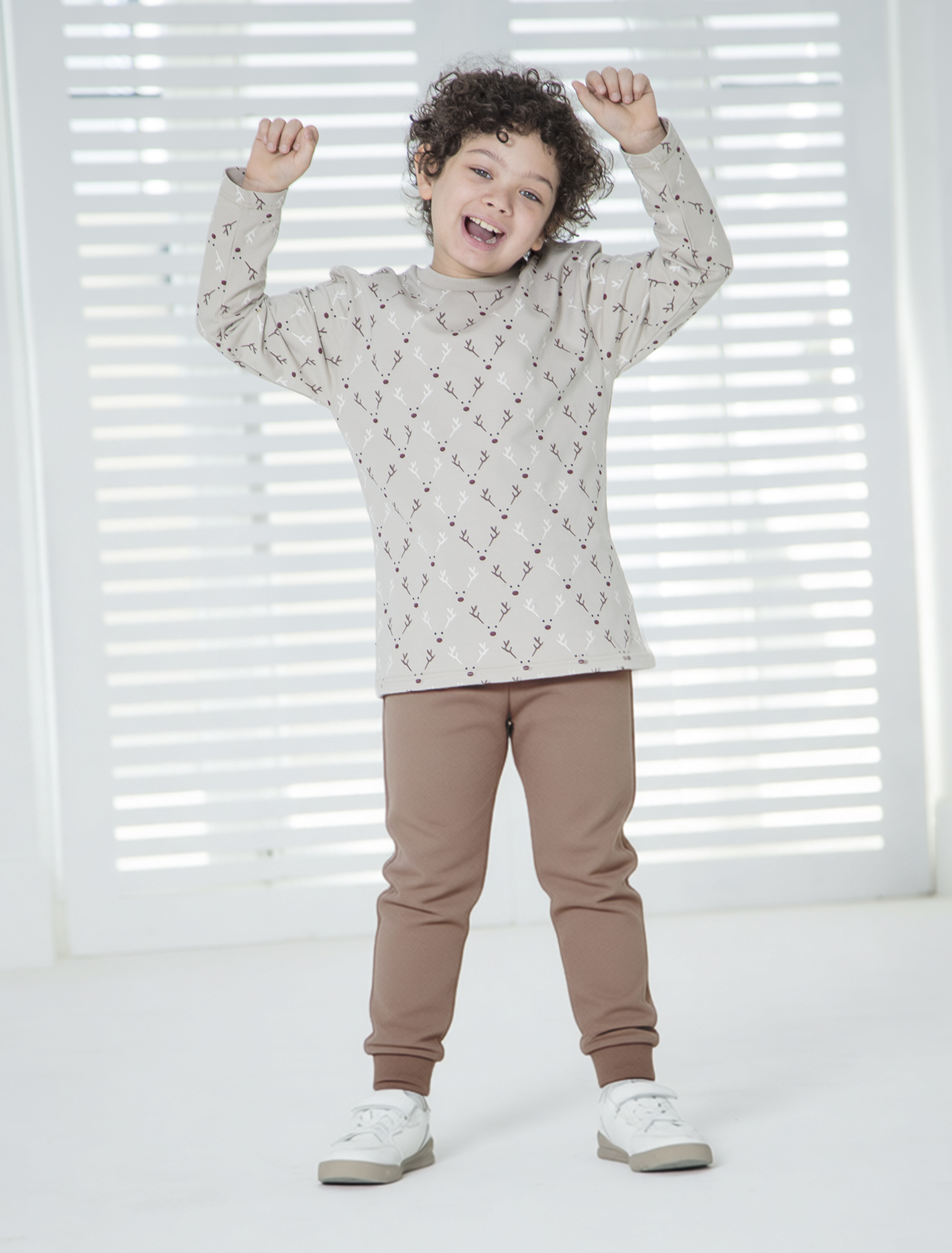 ست پسرانه بلوز و شلوار دمپا کش طرح گوزن