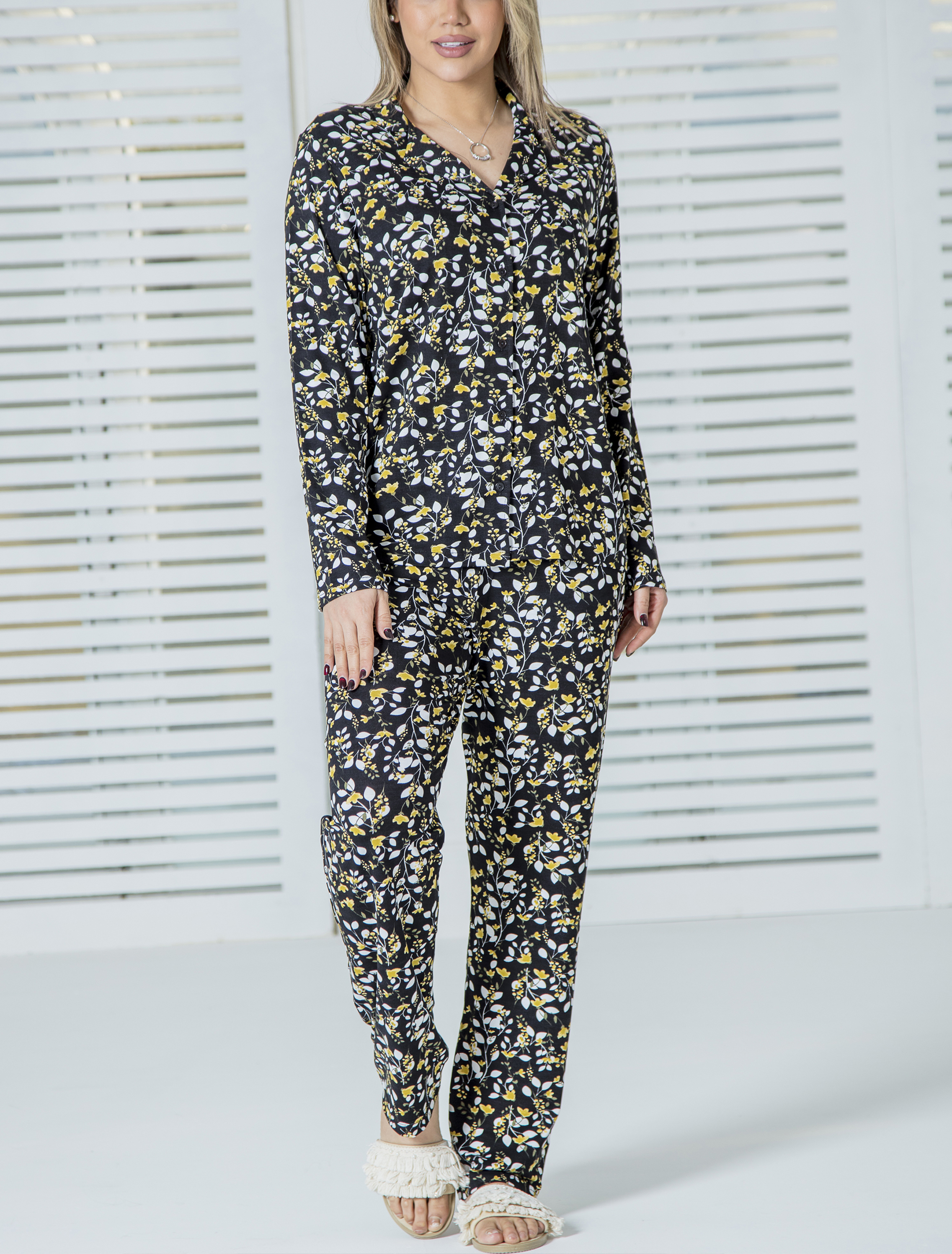 ست زنانه کت و پیژامه طرح شکوفه زرد