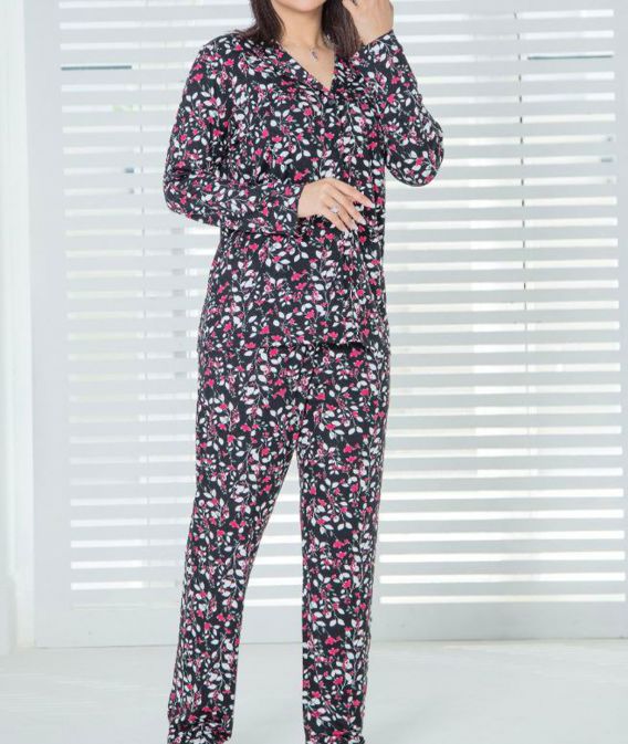 ست زنانه کت و پیژامه طرح شکوفه مشکی قرمز