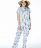 ست زنانه کت آستین کوتاه و پیژامه گل های آبی